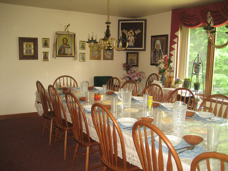 7_Serbian_monastery_hospitality7